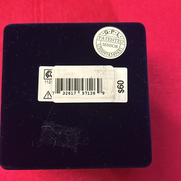 Sparkle Allure Fine silver Plate Cubic Zirconia jewelry set - Picture 4 of 4